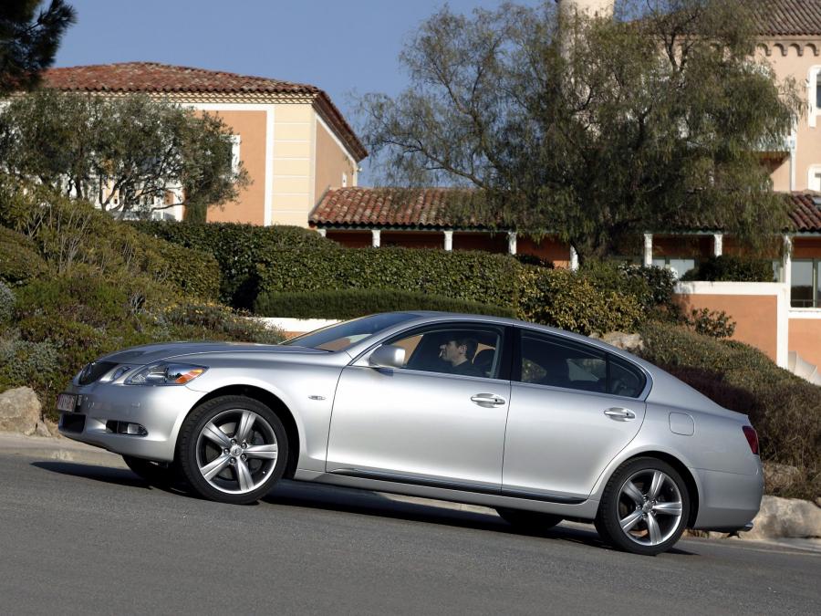  Lexus GS430 2005 года  (EU) (фото 9 из 16)